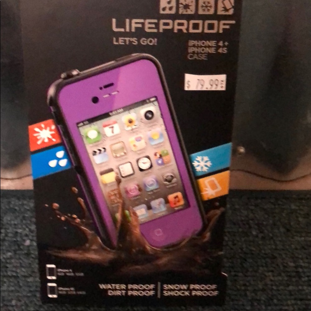 Life proof purple iPhone 4 case